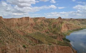 Alquería Las Torres A Dos Pasos De Toledo Y De Las Barrancas De Burujón Casa De Vacaciones